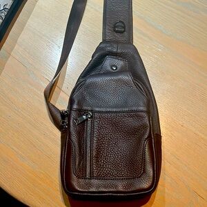 Brown peppled leather cross body sling bag brand new from Amazon.